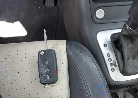 2017 Volkswagen Tiguan 2.0T Wolfsburg Edition z USA, uszkodzony, nr VIN WVGRV7AX6HK006975